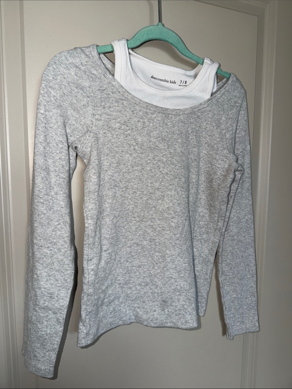 abercrombie kids Heather Gray Long Sleeve Top with White Tank